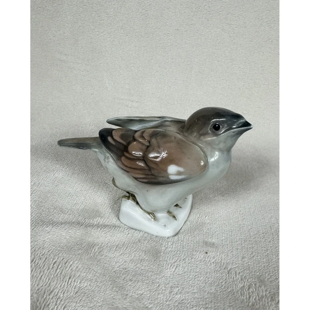 Vintage Rörstrand Sweden Porcelain Sparrow Bird Figurine, W. Lindström, RARE
